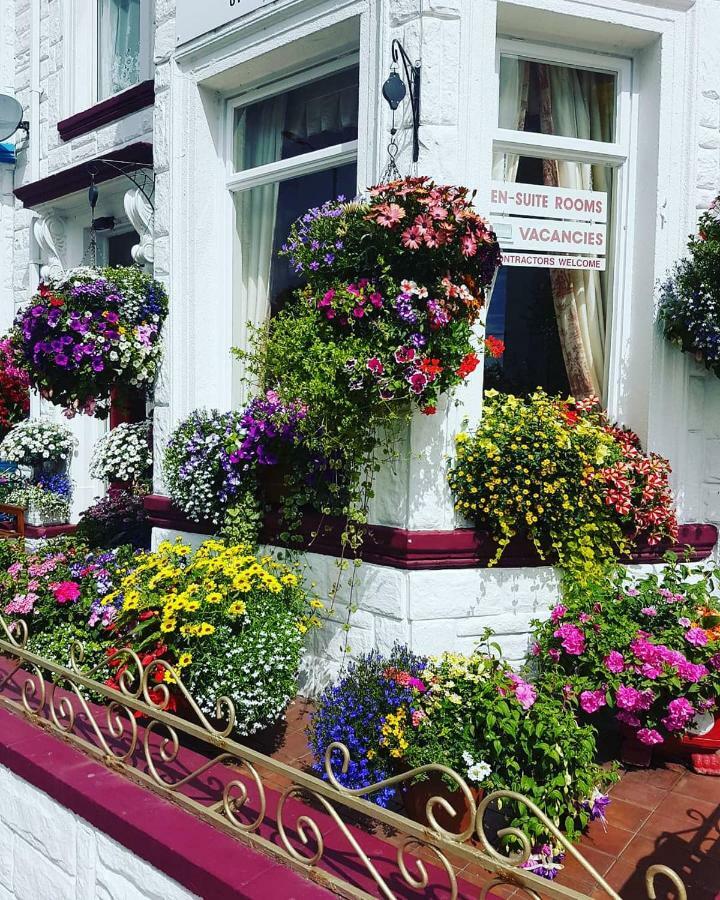 Rembrandt Guest House Great Yarmouth Buitenkant foto